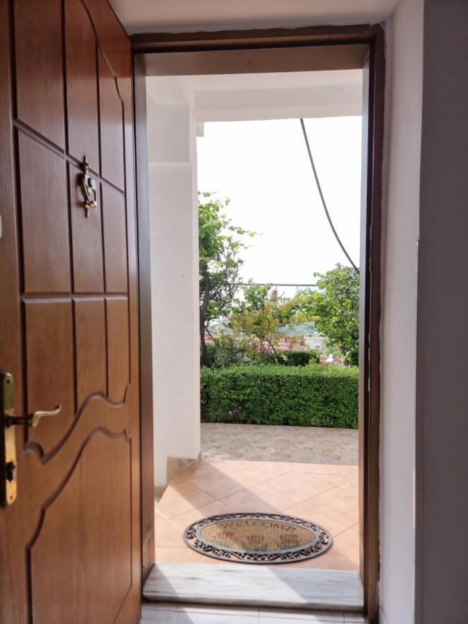 Отель Lida'S House Лукове Номер фото
