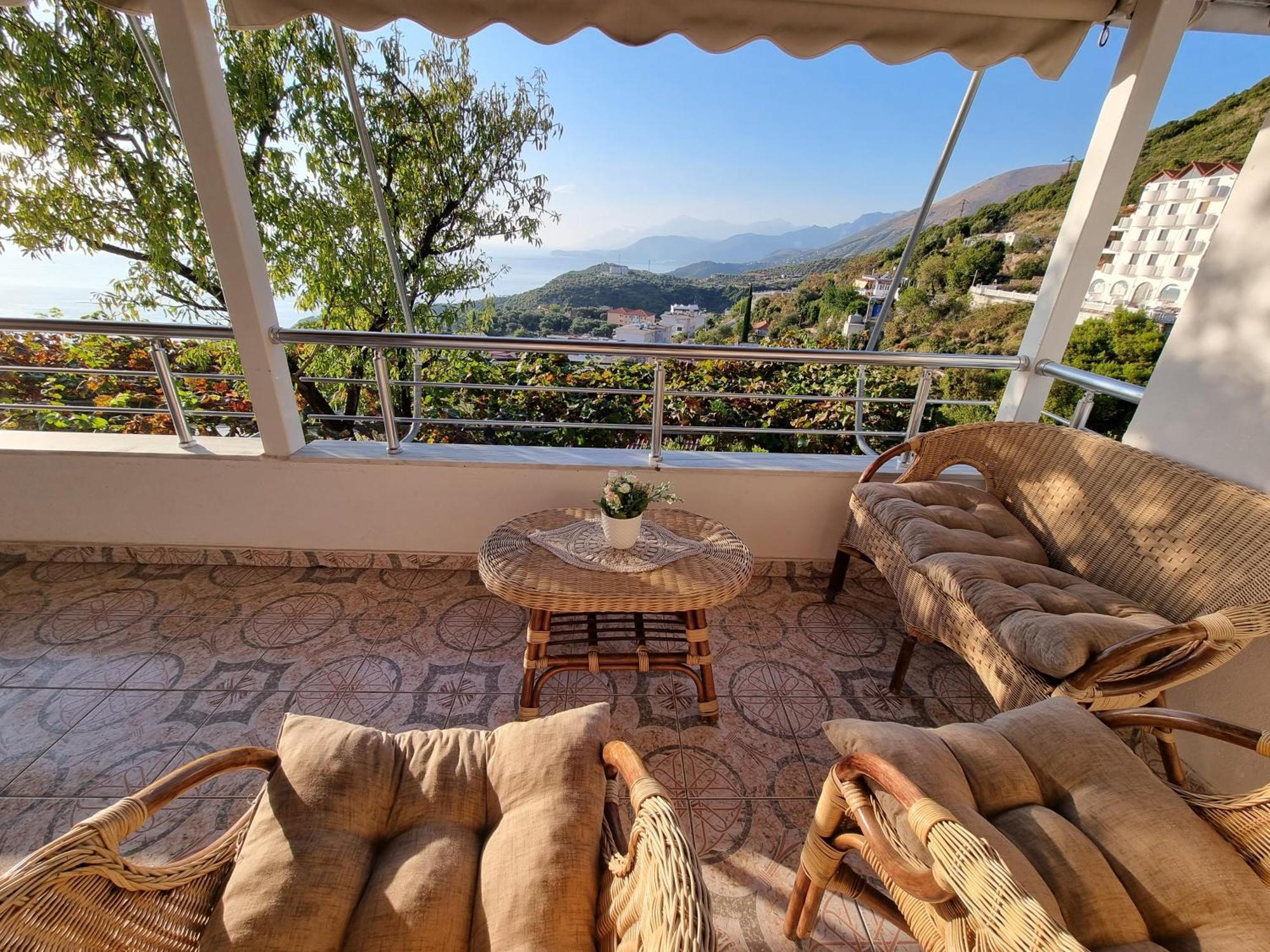 Отель Lida'S House Лукове Номер фото